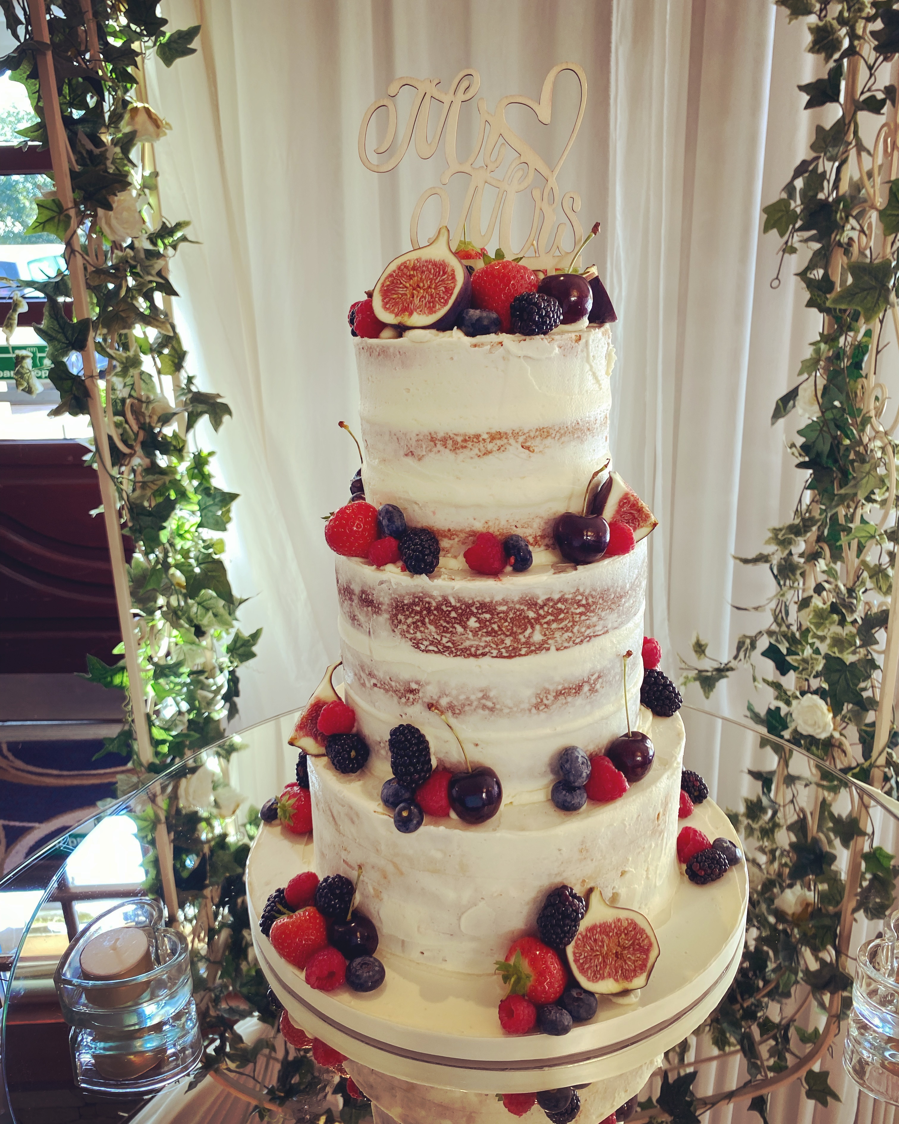 Rustic Cakes – Dream Cakes by Rachael