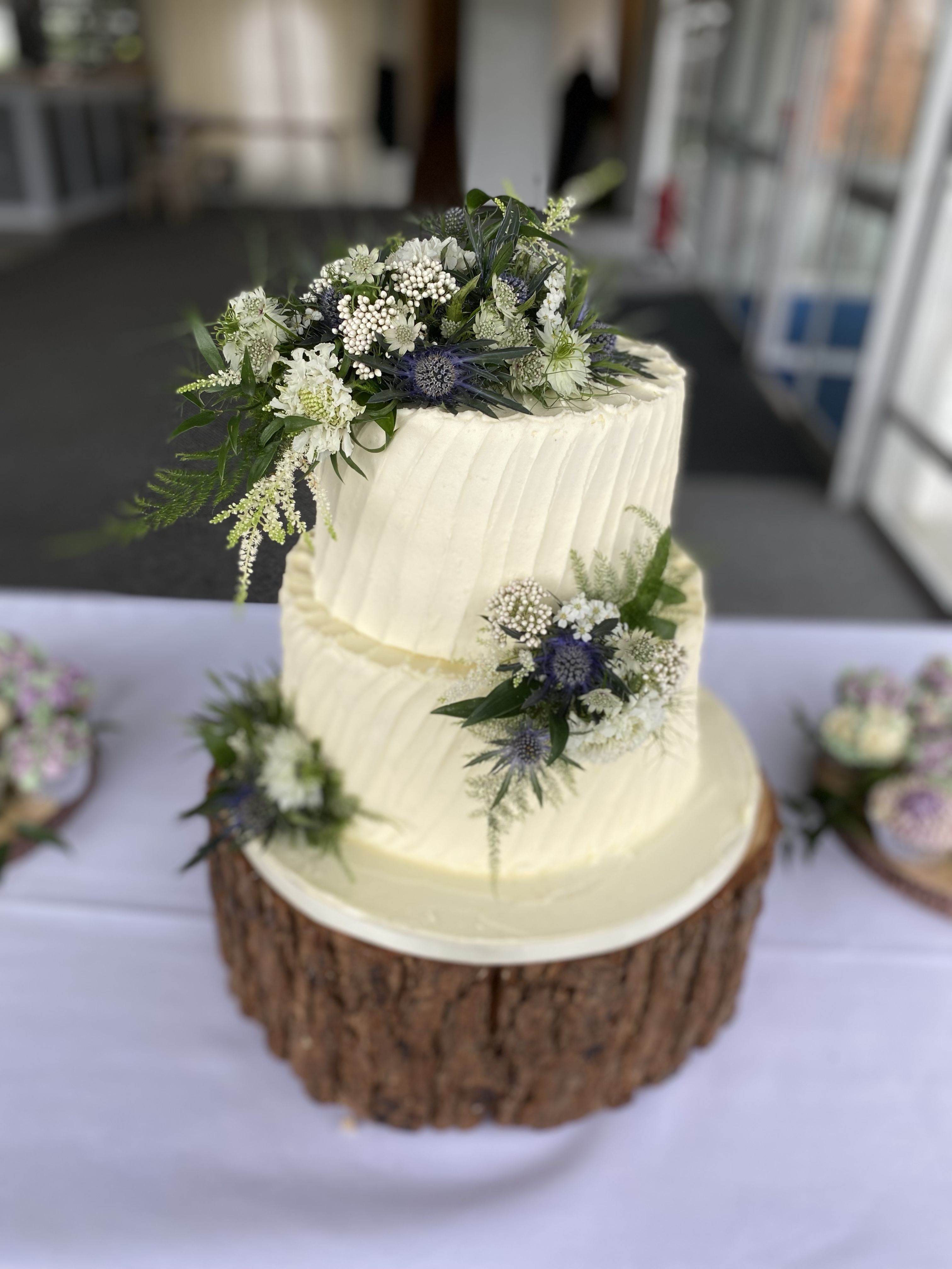 Rustic Cakes – Dream Cakes by Rachael